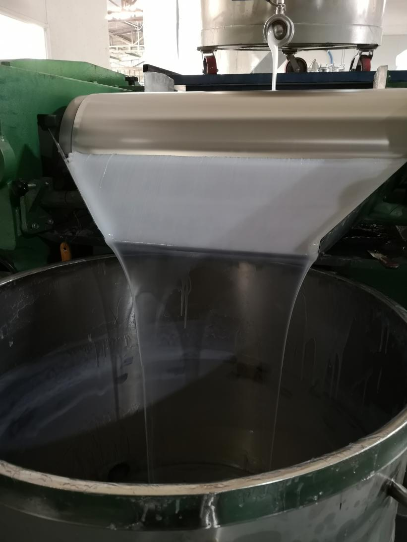 影響模具硅膠粘性因素有哪些？